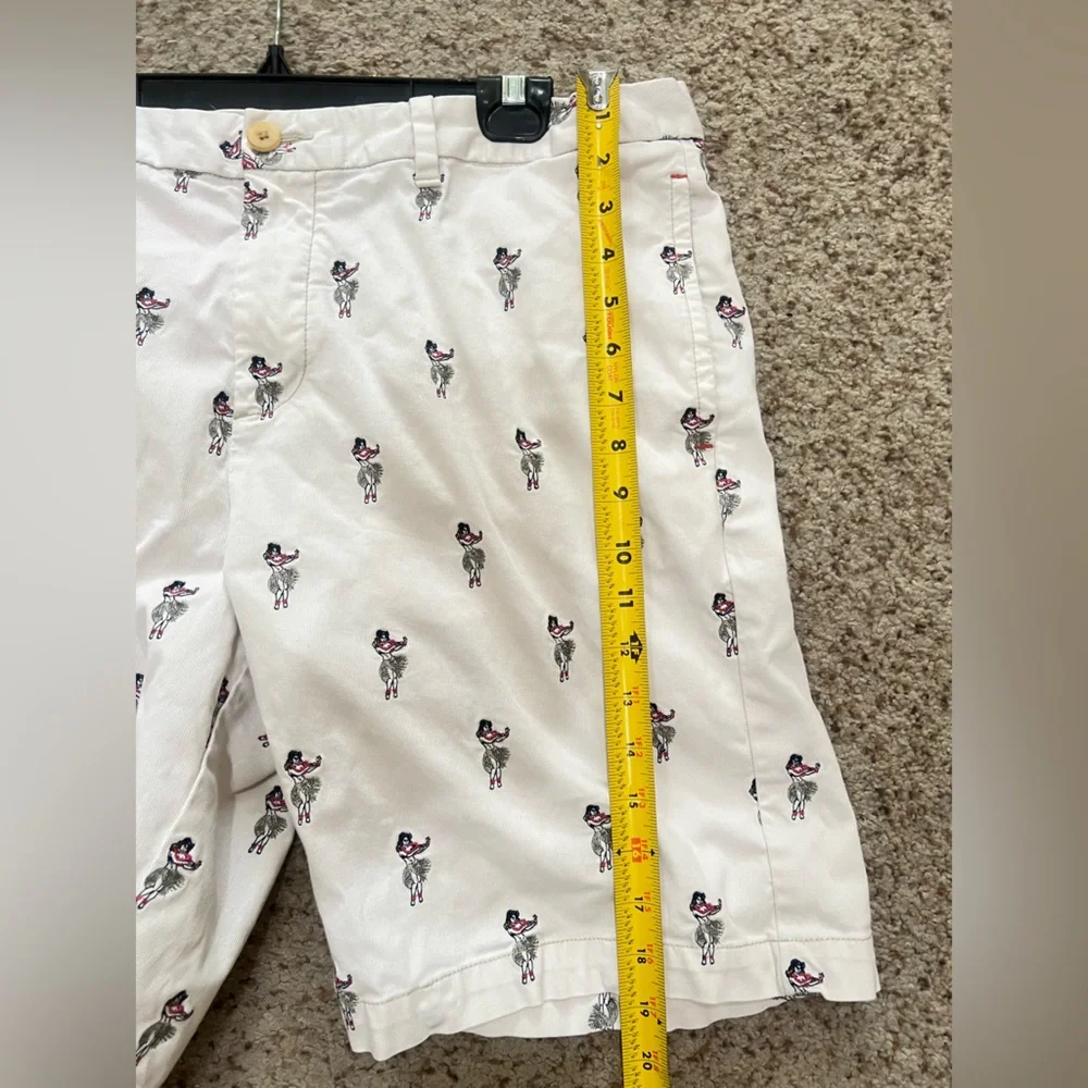 Tommy Bahama Waikiki Hula Girls Embroidered Shorts Mens 36 White Cotton Chino